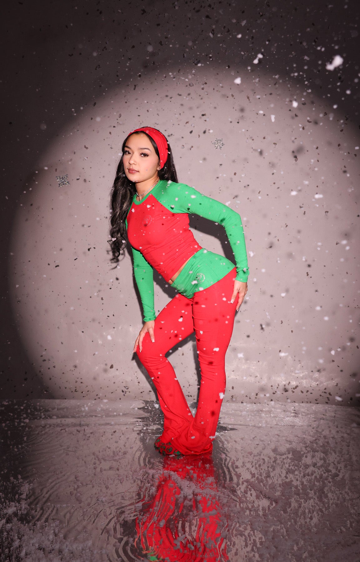 PRETTY GIRL SET(JOY) CHRISTMAS EDITION 🎄. ORDER BY 12/22 to receive by Christmas!