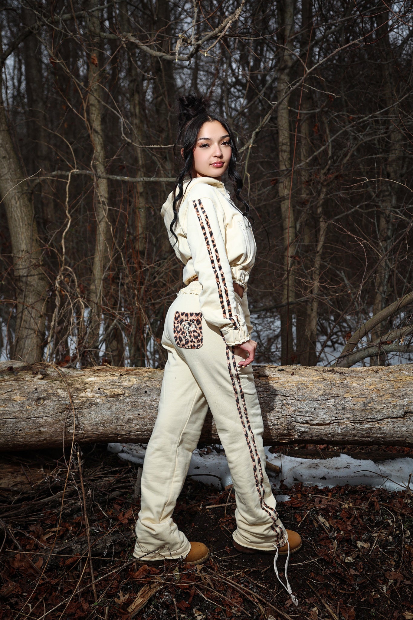 CHEETAH PRINT SWEATSUIT(CREAM)