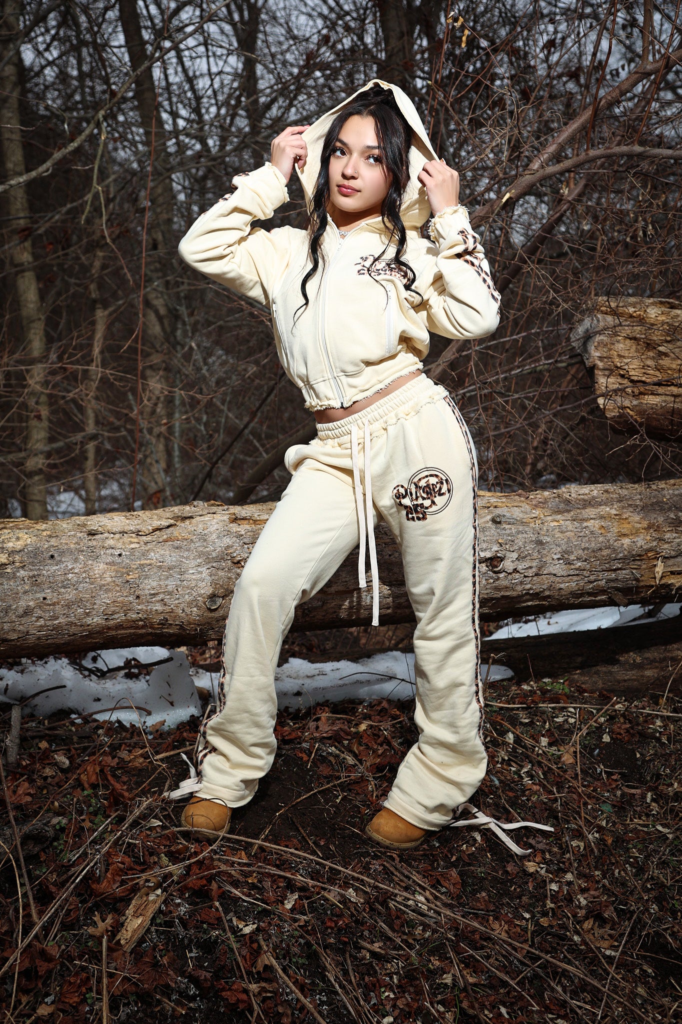 CHEETAH PRINT SWEATSUIT(CREAM)