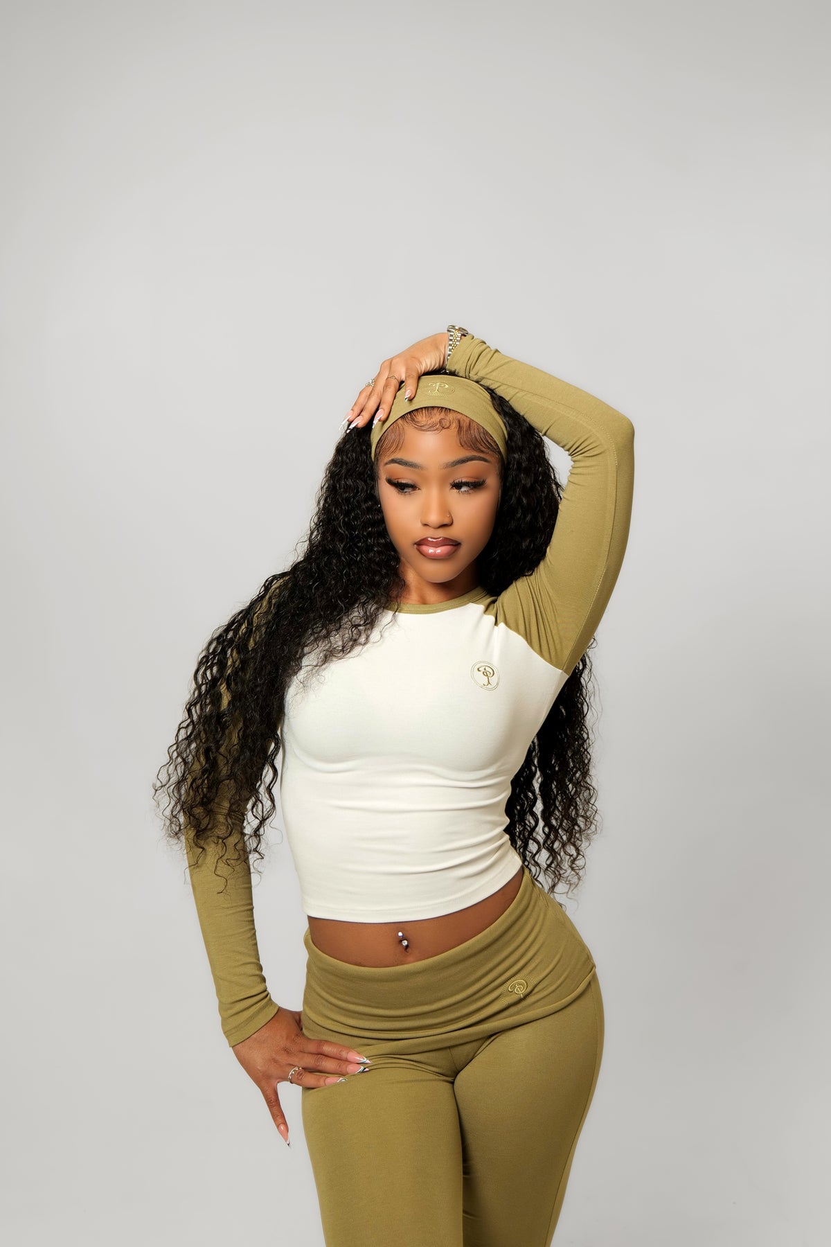PRETTY GIRL SET (OLIVE)